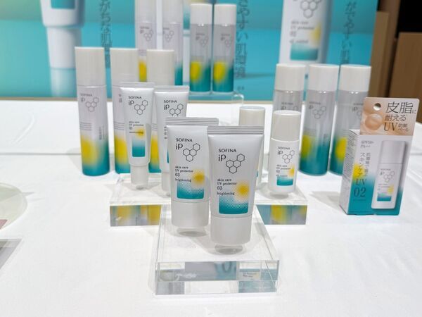 春は肌にうるツヤな透明感を。 ドラッグストアで買える2025年おすすめ新作ベースメイクアイテムは？