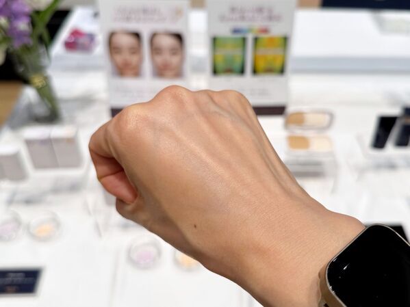 春は肌にうるツヤな透明感を。 ドラッグストアで買える2025年おすすめ新作ベースメイクアイテムは？