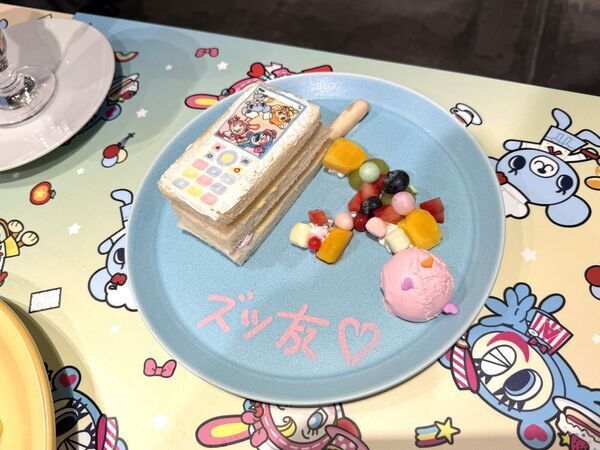 ウチらの平成が帰ってきた!?　 ルミネエスト新宿にオープンした「ナルミヤキャラクターズカフェ」がアツすぎた