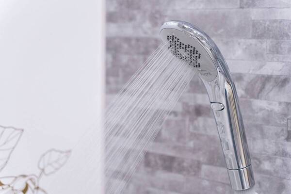 美容家電の無料レンタルも！　「高級シャワーヘッド3種」を東急ステイ新宿イーストサイドで試してみた