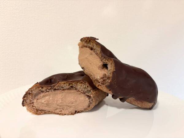 チョコ好きが唸ったのはどっち!?　モンテール×HERSHEY’S のコラボ商品を食べ比べしてみた