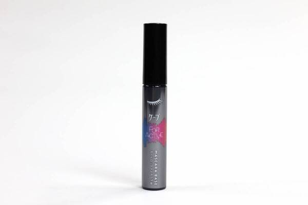 「黒ケープ」から待望のまつ毛用マスカラ下地が誕生！　汗・水・湿気・皮脂に負けない上向きまつ毛に