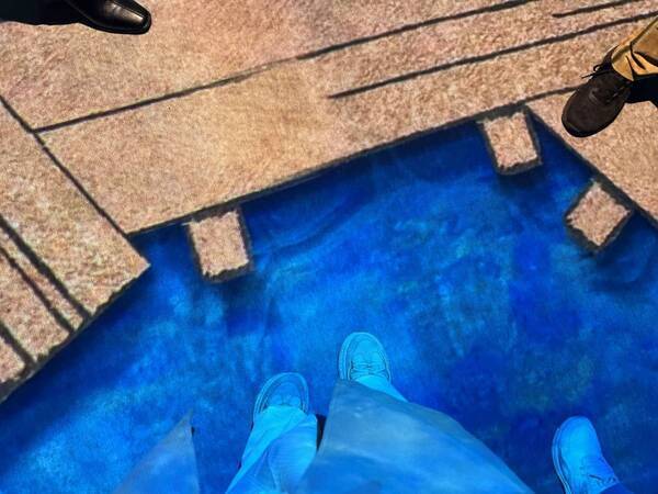 中島健人も大興奮！　北斎の世界を旅するイマーシブアート「HOKUSAI：ANOTHER STORY in TOKYO」に行ってきた