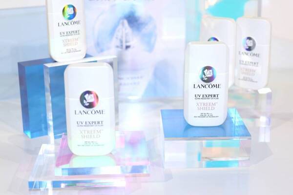 汗・水・こすれに屈しない日焼け止め。ランコム新作「UV エクスペール エクストリーム シールド」が発売