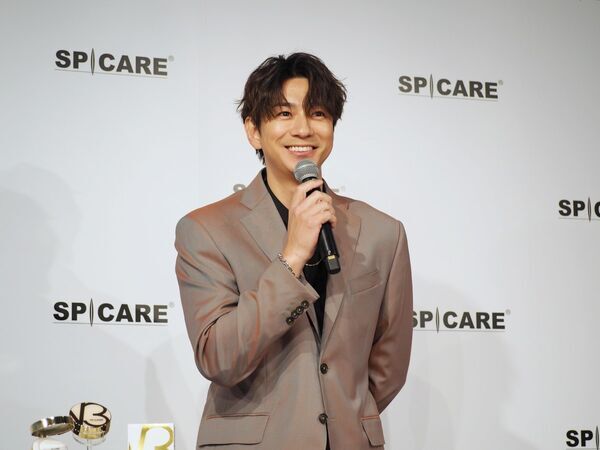 V3ファンデーションシリーズ新ブランドアンバサダーに三浦翔平が就任！　毎日のスキンケアを語る