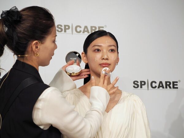 V3ファンデーションシリーズ新ブランドアンバサダーに三浦翔平が就任！　毎日のスキンケアを語る