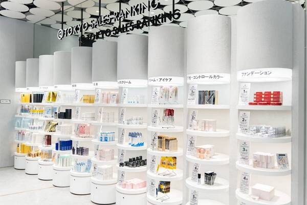 トレンドのニッチフレグランスにも注目！　新「＠cosme TOKYO」の楽しみ方ガイド