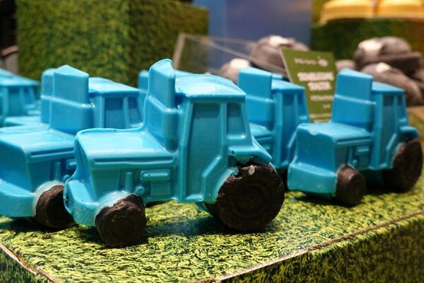 「ひつじのショーン × LUSH」がかわいい！　アメェ〜イジングな新作コラボアイテムの楽しみ方を伝授