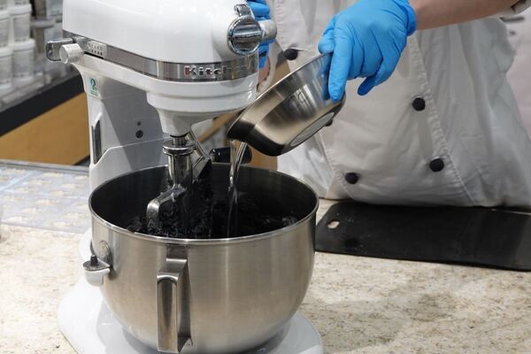 「ひつじのショーン × LUSH」がかわいい！　アメェ〜イジングな新作コラボアイテムの楽しみ方を伝授