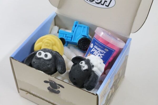 「ひつじのショーン × LUSH」がかわいい！　アメェ〜イジングな新作コラボアイテムの楽しみ方を伝授