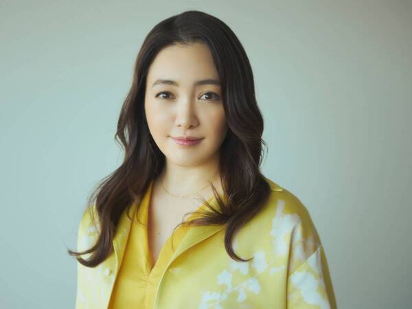 【仲間由紀恵インタビュー】故郷・沖縄で撮影して感じた地元の良さとは？　映画『STEP OUT にーにーのニライカナイ』