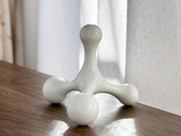 働く私を労わってくれる。デスクに忍ばせておきたいリフレッシュグッズ3選