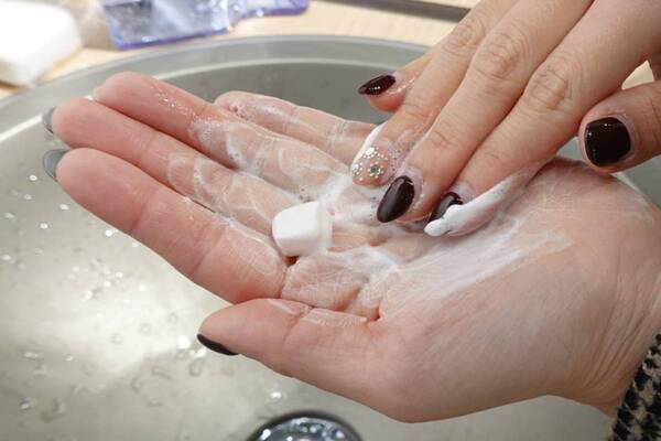 花粉症の強い味方、あの鼻セレブから初のスキンケアラインが登場。『愛でたい鼻展』で心もお肌も癒やされてきた