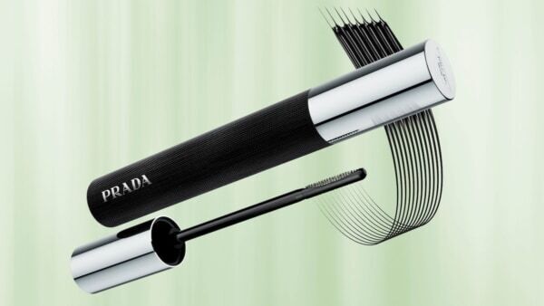 プラダ ビューティ「プラダ アイ」コレクションの新作。アイパレットなど３品登場