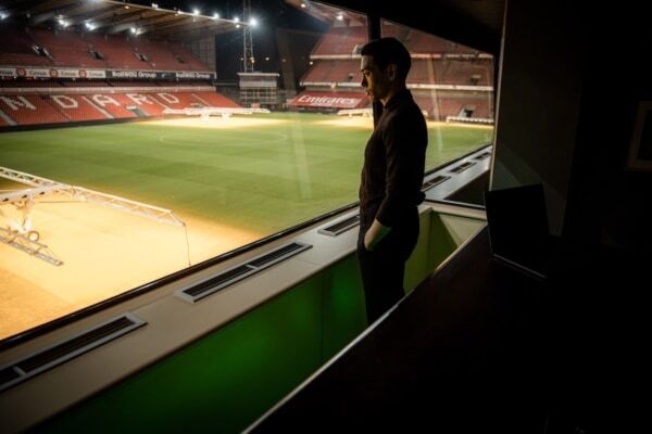 英国プロサッカー界が舞台のスリラーサスペンス。ドラマ『THE WINDOW』FODで独占配信決定