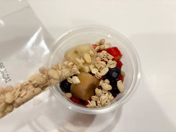 話題沸騰！　セブン-イレブンで発売の「Doleアサイーボウル」を食べてみた