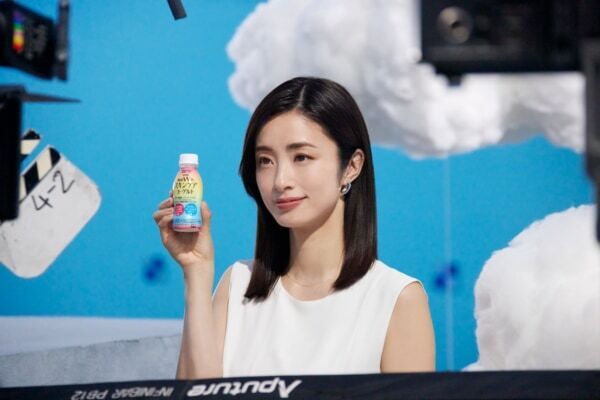 上戸彩の紫外線対策とは？　「明治Wのスキンケアヨーグルト」新CM公開