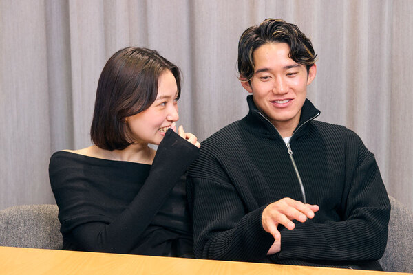 やっぱり“運命”？　Netflixリアリティシリーズ「オフライン ラブ」アツシ×ミミの“年の差を感じない”コミュニケーション方法とは