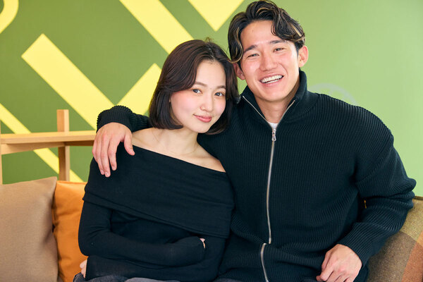 やっぱり“運命”？　Netflixリアリティシリーズ「オフライン ラブ」アツシ×ミミの“年の差を感じない”コミュニケーション方法とは