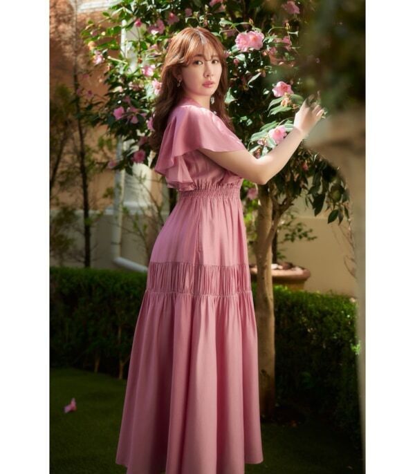 小嶋陽菜プロデュース「Her lip to」、春のショッピングイベントを開催！