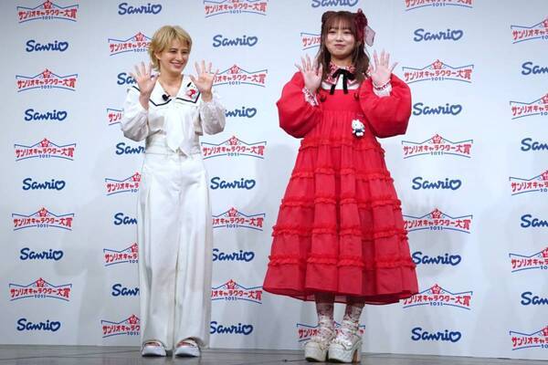 希空＆ホラン千秋、推しにメロメロ！　「サンリオキャラクター大賞」開幕イベントで愛が爆発