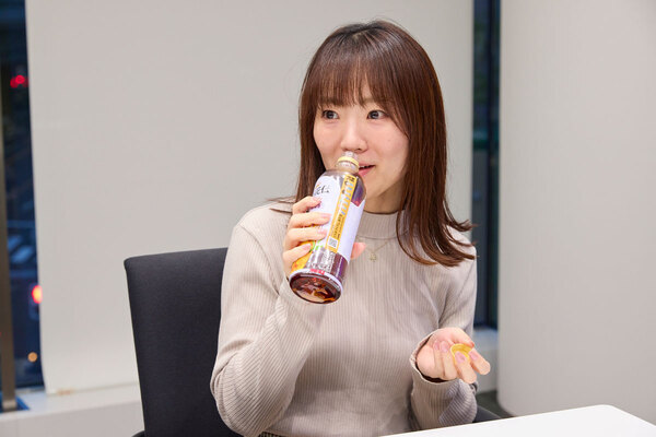 自宅でおいしい紅茶を淹れるには？　「紅茶花伝」担当者が教える「おいしい紅茶の淹れ方＆無糖紅茶のフードペアリング」