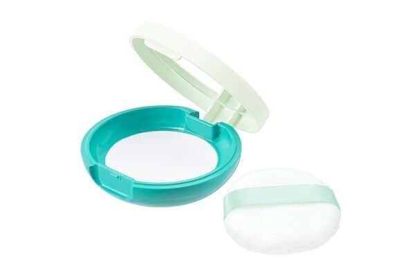 前髪のべたつきを瞬時にブロック！　「シークレットサロン」から薬用制汗パウダーが登場