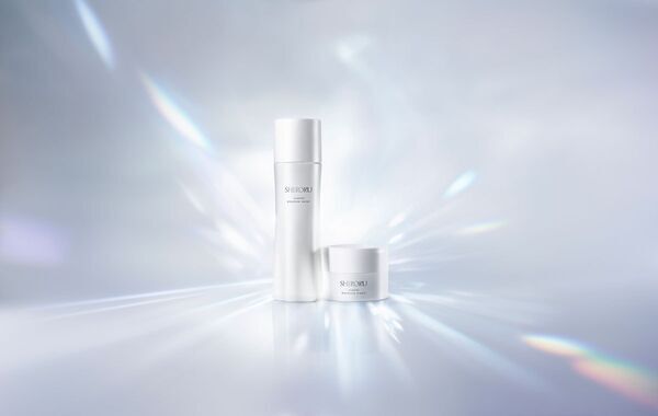 SixTONES 松村北斗、“今本気で取り組んでいること”は？　SHIRORUの新商品に「なんだこの保湿力は」と驚き