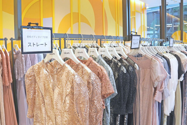 “一番着たいドレス”が選べる！　貴島明日香が語る、レンタルドレス「LULUTI HARAJUKU」の魅力