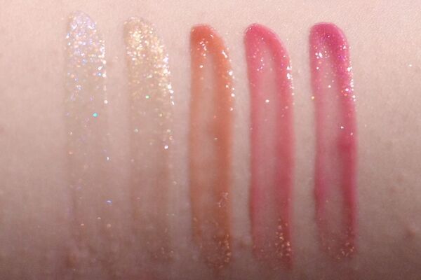 アルマーニ ビューティから新作クッションファンデがデビュー！　真珠のテリのようなツヤ美肌に