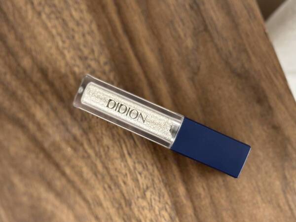 ギラギラシルバーはこう使う！　DIDION「リキッドグリッター」でつくる夏のトレンド顔