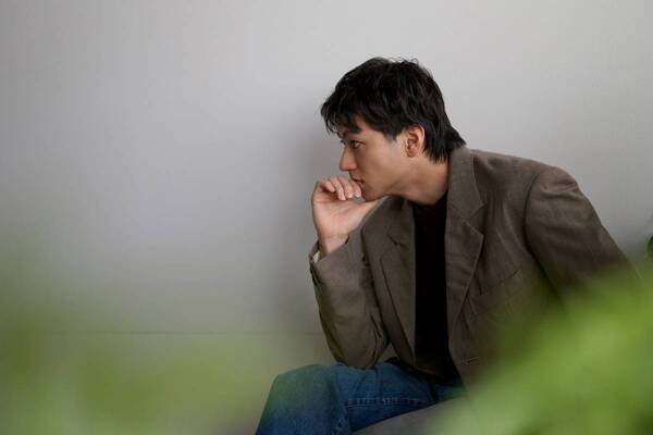 もっと、自分の人生を大切にしたい。山田裕貴が極限状態の撮影で得た“新たな人生観”【映画『木の上の軍隊』インタビュー】