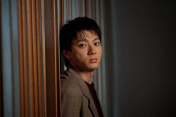 もっと、自分の人生を大切にしたい。山田裕貴が極限状態の撮影で得た“新たな人生観”【映画『木の上の軍隊』インタビュー】