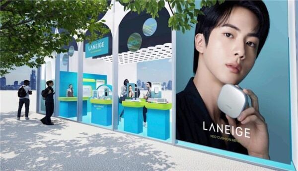 原宿にBTS JINのBIGビジュアルが再び登場！　期間限定POP UP STORE開催