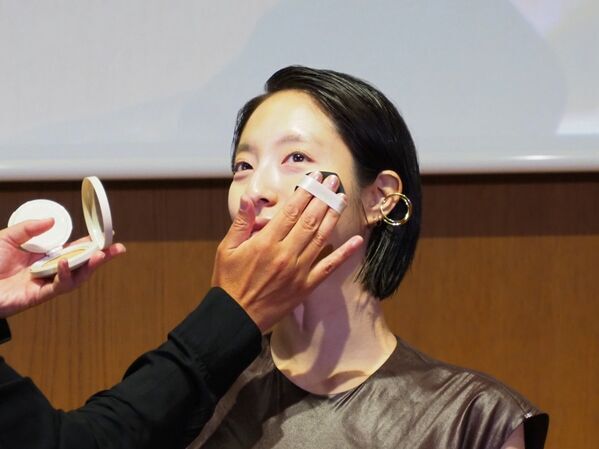 エクセル、大人気アイブロウがリニューアル＆限定パウダーは待望の定番化。新作には美容液コンシーラーも【2025年秋冬 新商品発表会レポート】