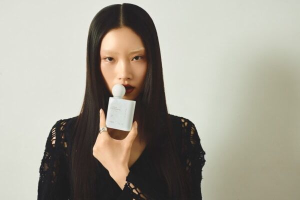 艶、指通り、本気のケアも。シンピュルテから香りのレイヤーを楽しむパフュームオイル誕生