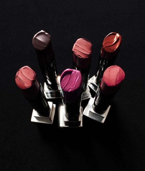 KANEBOの生命感ラスティングルージュ「ルージュスター」シリーズに深みを効かせた新色新色登場！