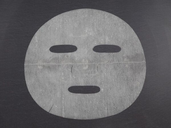 ほてりやテカリが気になる時、特別なイベントの前……。コスメオタクが選ぶ夏のシートマスクは？