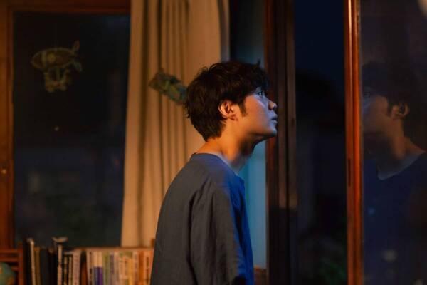 今までにないストーリーに大好評。磯村勇斗演じるスクールロイヤーが若者の青春に向き合う【僕達はまだその星の校則を知らない#1】