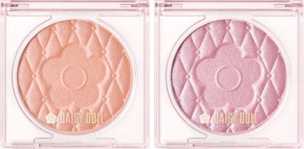 DAISY DOLL by MARY QUANTから高密着チークの新色&ハイライトが登場！