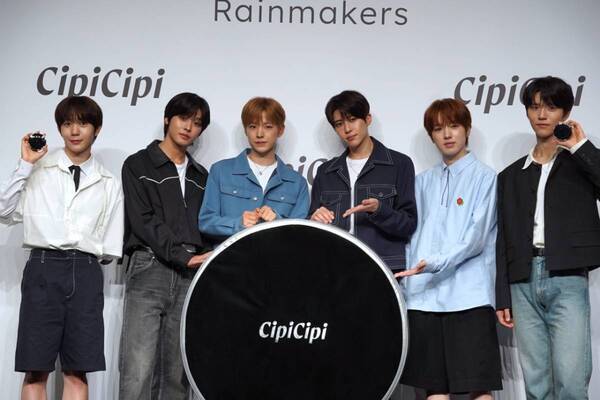 「CipiCipi」ブランドアンバサダーに「NCT WISH」が就任！　“崩れない”クッションファンデタワー作りにチャレンジ