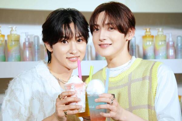 ROIROMが結成後初のリアルイベントに登場！　二人の考案ドリンクを楽しめる「Essential新感覚Cafe」開催