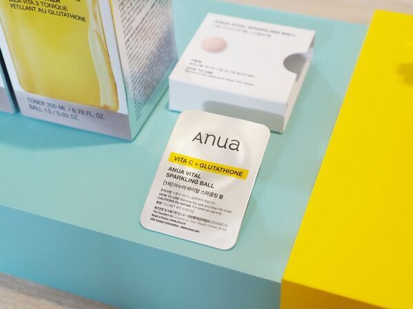 タブレット錠をインしてフレッシュに。AnuaからビタミンCの鮮度に着目した化粧水が誕生