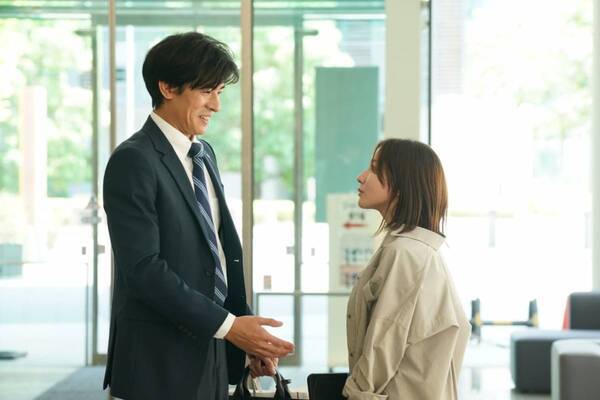 嘘だらけのホストと、真実しか言えない教師。関わると傷つけ合うもどかしい2人【愛の、がっこう#4】