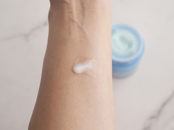 ラネージュ、スリーピングマスクシリーズがアップデート。メラトニン着想でうるおいバリアとハリ感をサポート