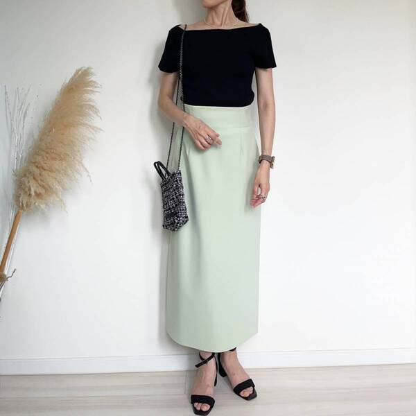 まさに“賢い大人女子の味方”。GUのリブニットが夏から秋にかけて大活躍の予感！