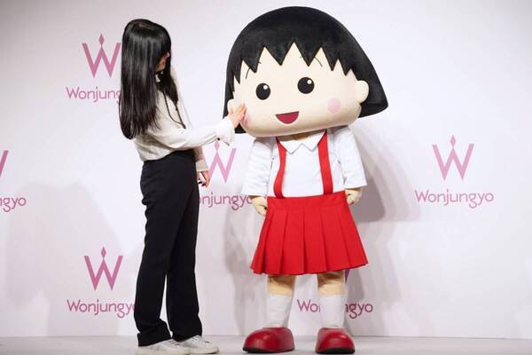 TWICE MOMOの“お守りコスメ” Wonjungyo「モイストアップレディスキンパック」がリニューアル！　新チークの魅力も語る