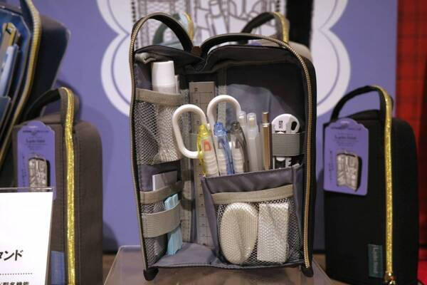 ロフトで2026年版ダイアリーをチェック！　平成リバイバルな新作文具もそろう『文フェス 2025AUTUMN』も開催中