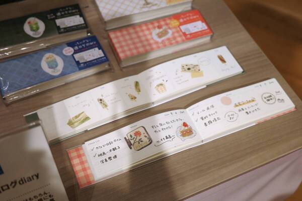 ロフトで2026年版ダイアリーをチェック！　平成リバイバルな新作文具もそろう『文フェス 2025AUTUMN』も開催中