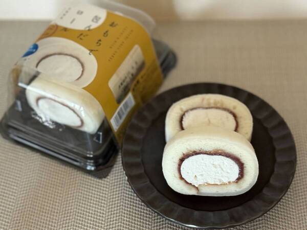 愛され「ふわもち」食感と和のハーモニー！　リニューアルした「おもちで包んだロールケーキ」にファン急増の予感